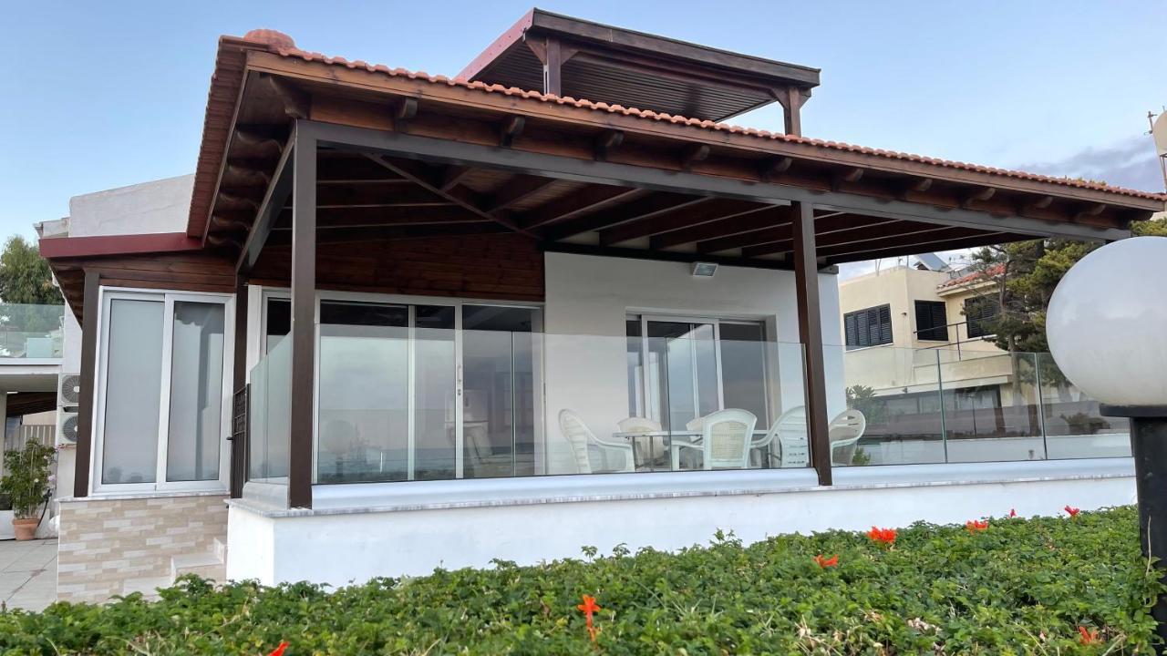 Beachfront Villa - Dasaki Larnaca Dış mekan fotoğraf