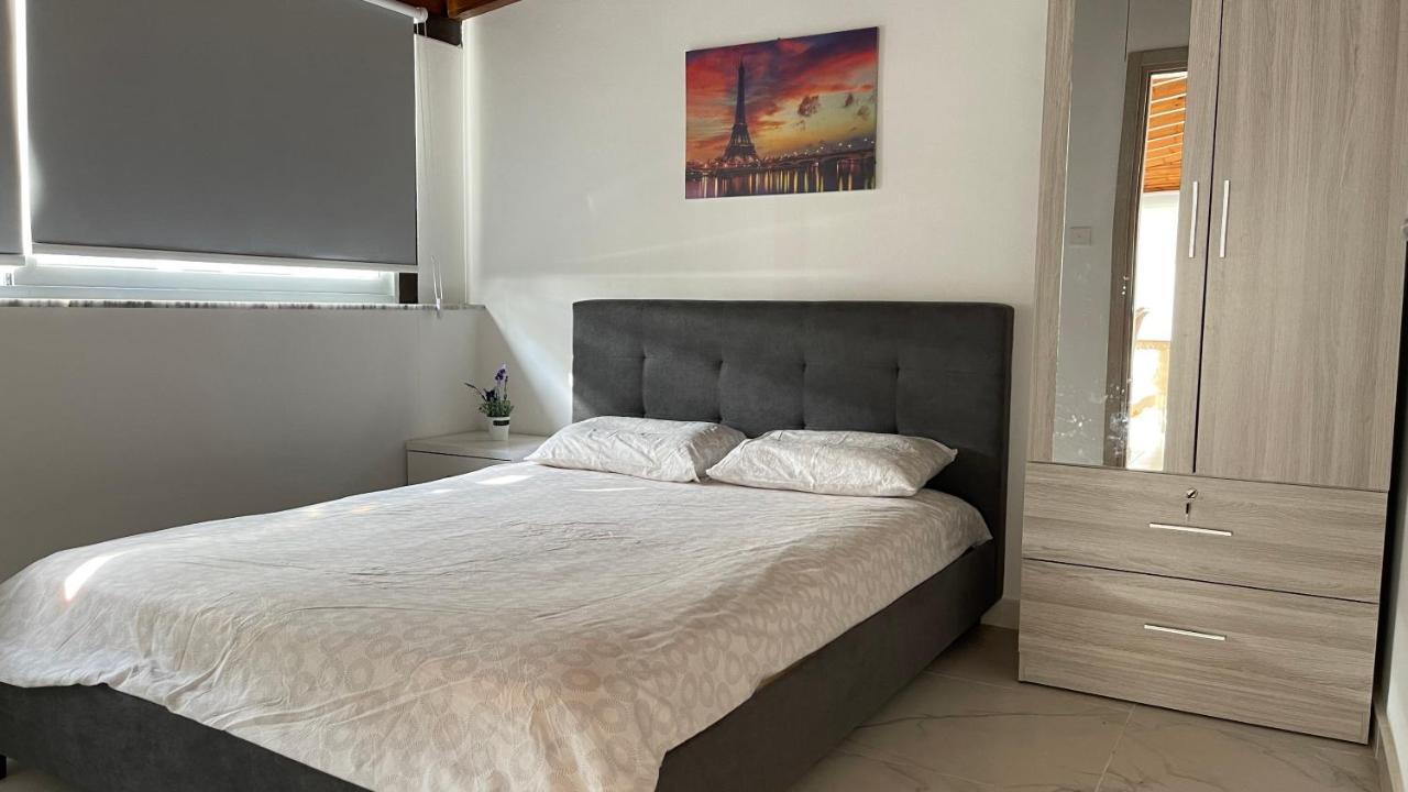 Beachfront Villa - Dasaki Larnaca Dış mekan fotoğraf