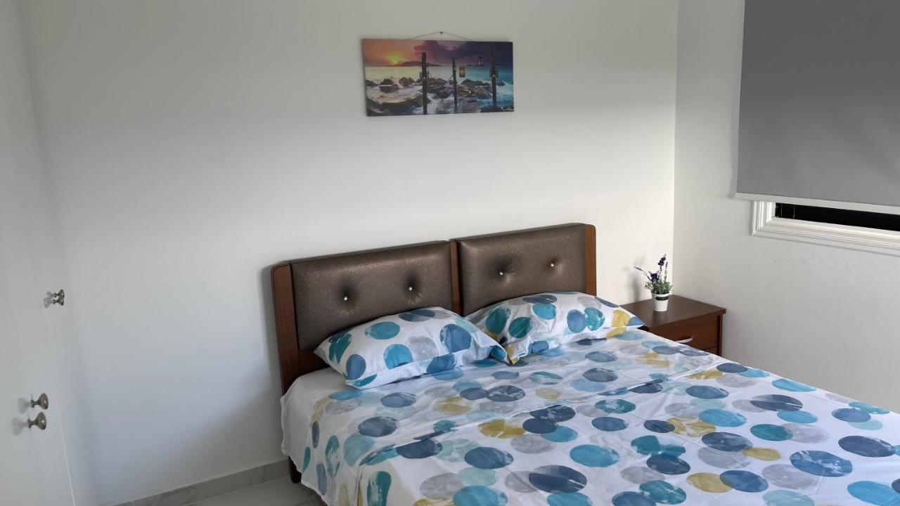 Beachfront Villa - Dasaki Larnaca Dış mekan fotoğraf
